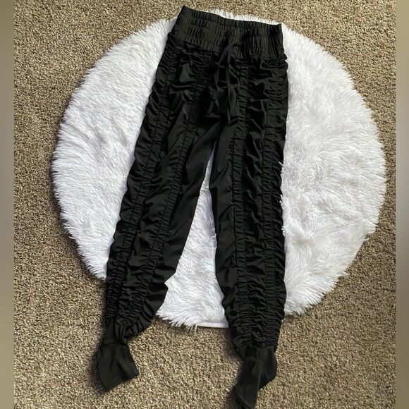 Agogie Wearable Resistance +40 Pants Black Stretchy Womens Size PM Petite Medium - Picture 1 of 8